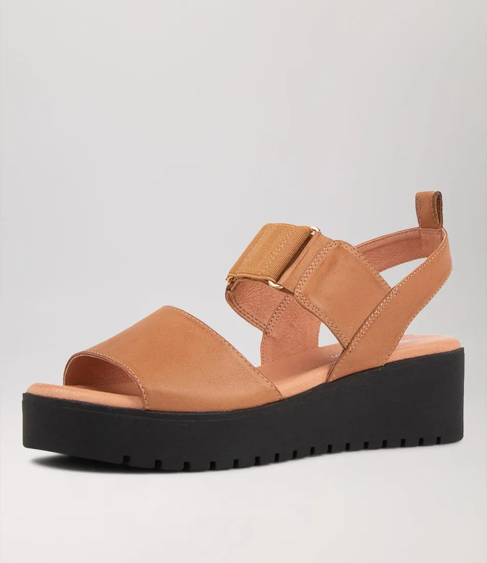 DJANGO & JULIETTE Oadison Dark Tan Leather Elastic Sandals Bs