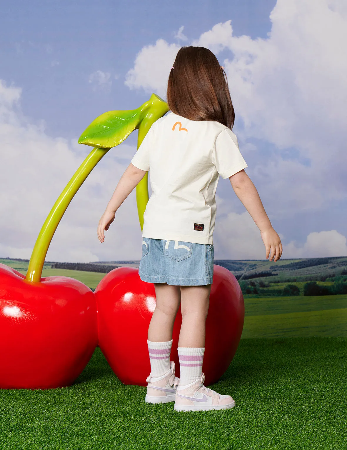 Heart-Shaped Logo and Seagull Print Regular Fit Denim Shorts