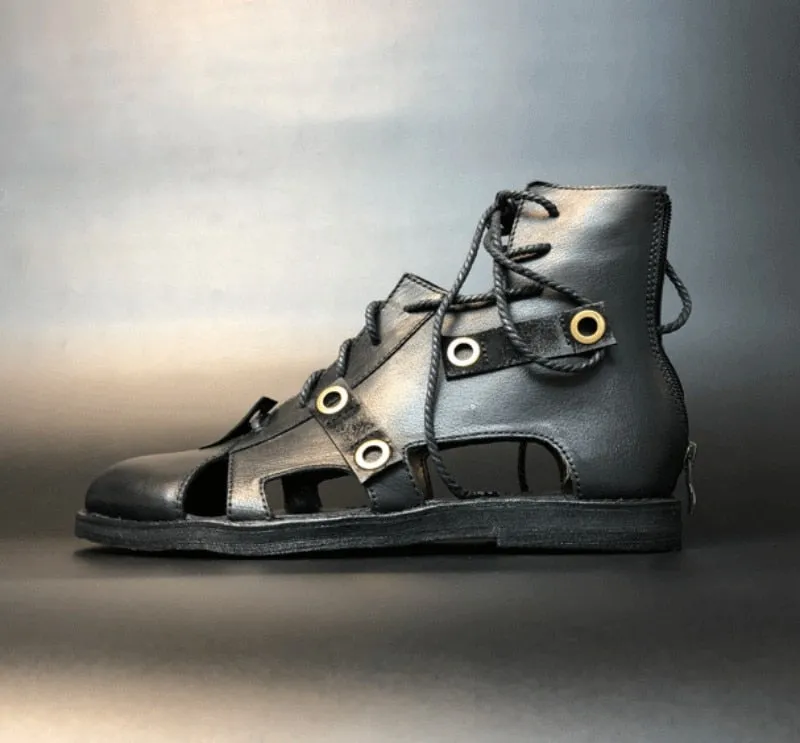 Men's Vintage Style Hollow Out Round Toe Lace Up Casual Sandals
