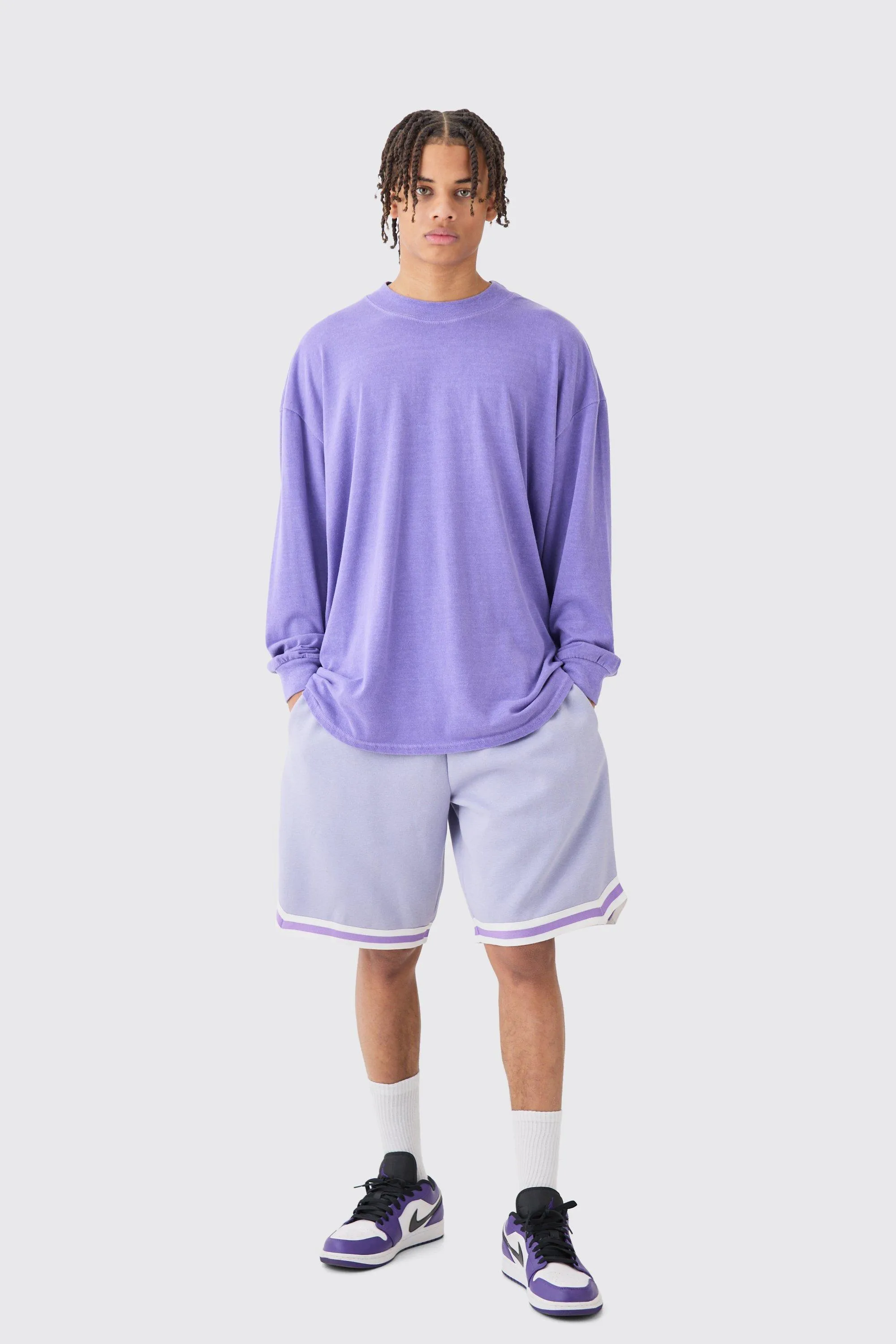 Oversized Mid Length Jersey Tape Basketball Short | boohooMAN UK