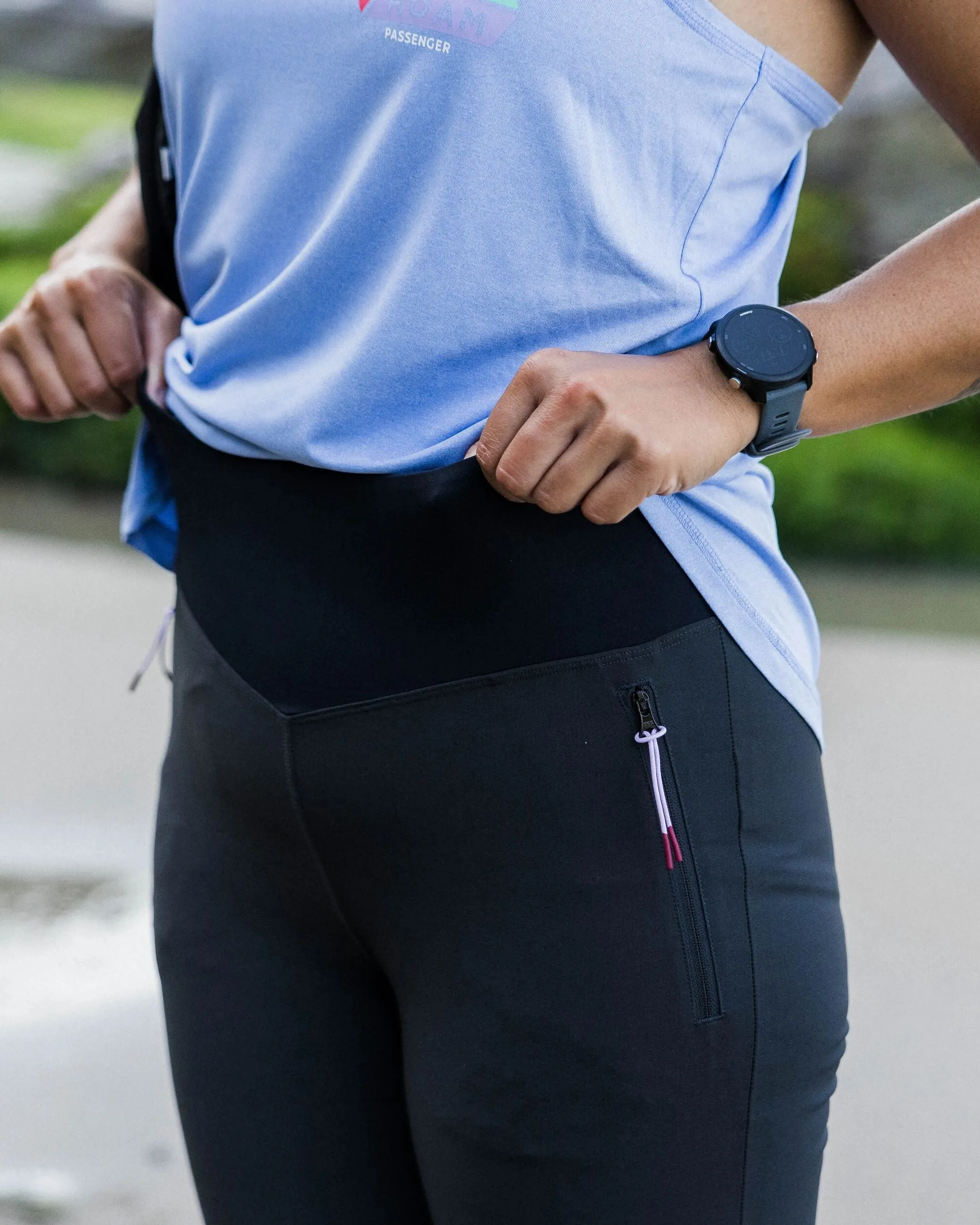 Wanderlust 4-Wege-Stretch-Leggings - Schwarz